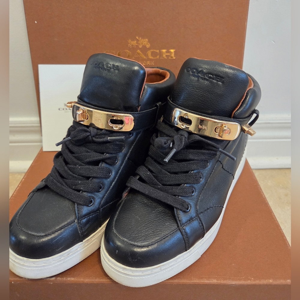 Coach Richmond Soft Nappa Leather High-Top Sneakers – Size 6.5
